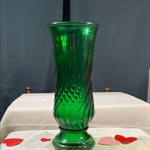 Elegant Green Glass Vase